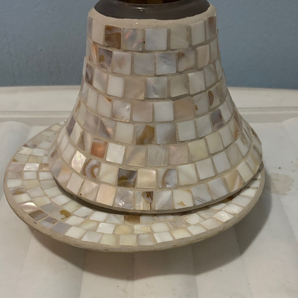 Yankee Candle Iridescent Mosaic Holder - Cream and Tan